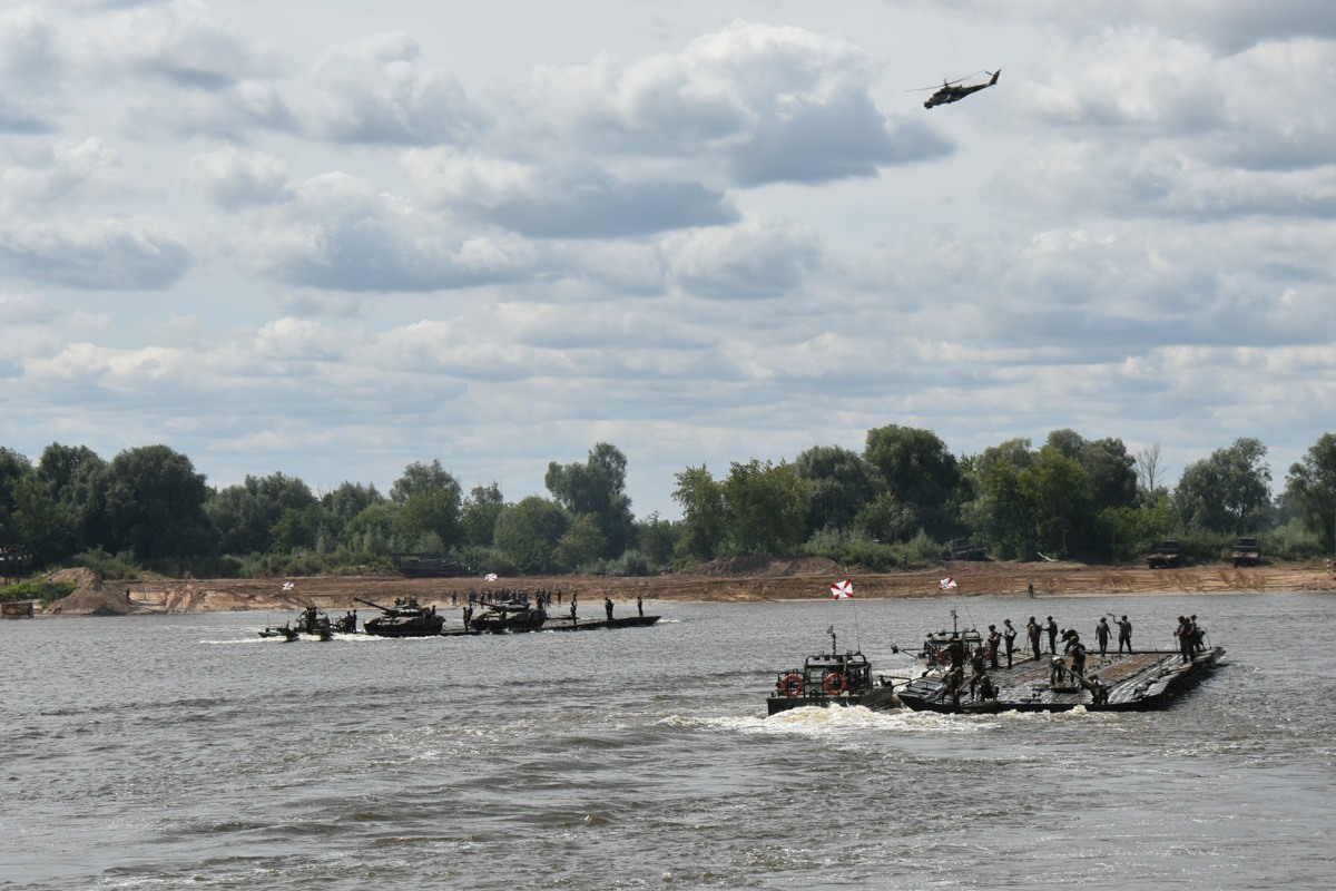 В Муроме прошли всеармейские соревнования «Открытая вода»